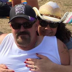 Meet your Posher, Debbie